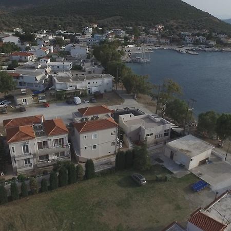 Korali Aparthotel Almiropótamos Exteriör bild
